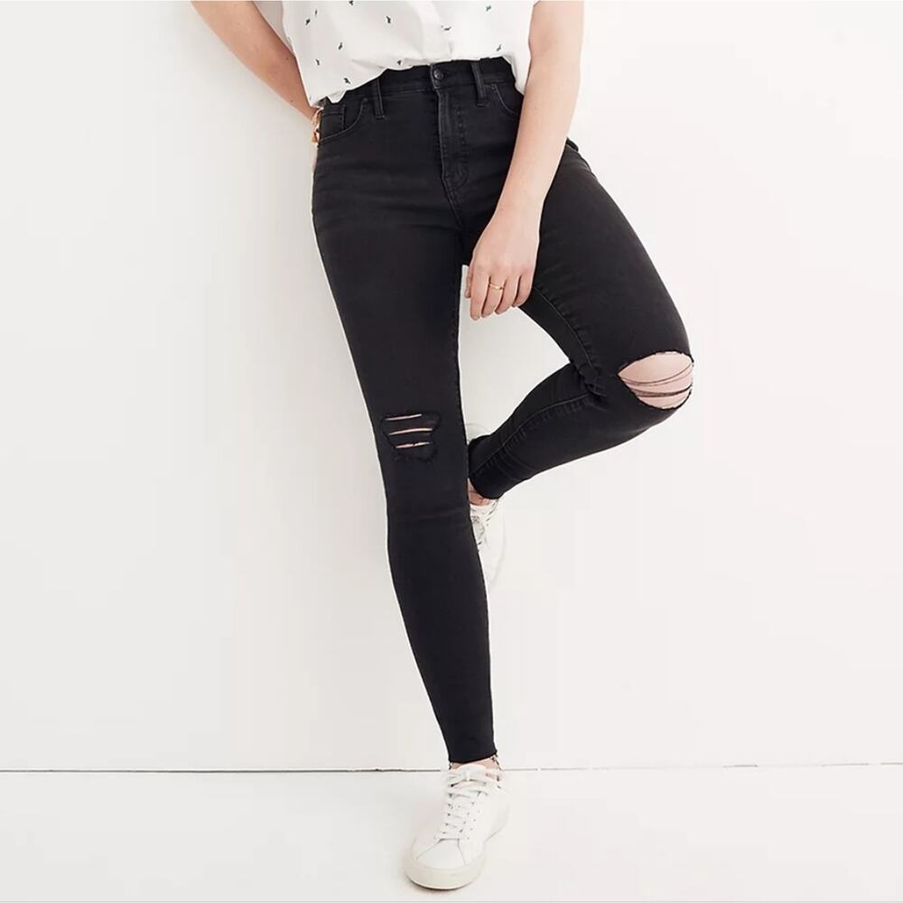 Madewell 9" Mid-Rise Skinny Jeans in Black Sea 25